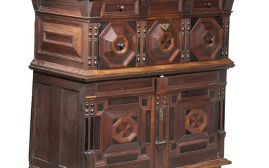 17TH C. ENGLISH CHEST OF DRAWERS