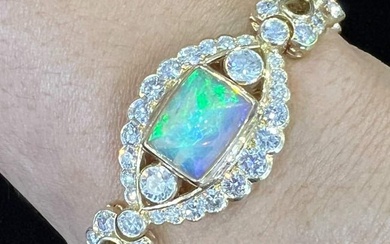 18K Yellow Gold Opal & Diamond Bracelet