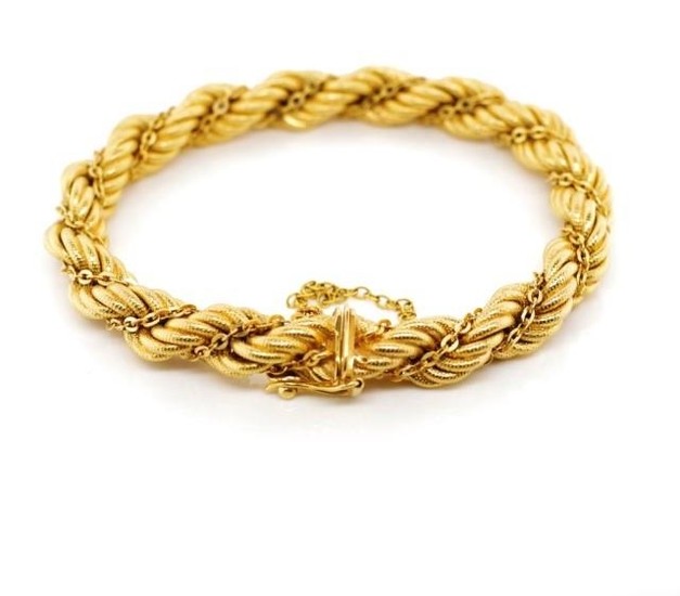 18ct yellow gold rope twist chain bracelet marked 750 to box...