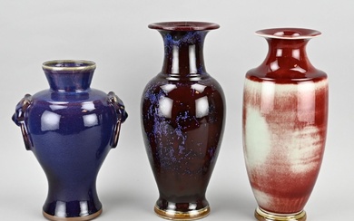 3x Old Chinese vases, H 29 - 36 cm.
