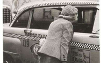 HELEN LEVITT (1913–2009), New York (Woman with taxi), 1982