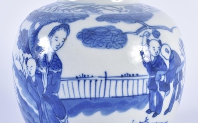 A 19TH CENTURY CHINESE BLUE AND WHITE PORCELAIN GINGER JAR K...
