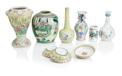 A COLLECTION OF CHINESE POLYCHROME PORCELAIN