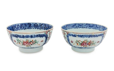 A Chinese Export Porcelain Bowl