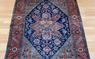 A Fine Late 19th Century Serapi Heriz Carpet