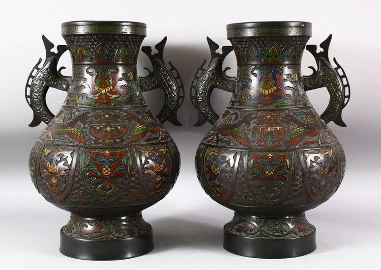 A PAIR OF JAPANESE CHAMPLEVE BRONZE CLOISONNE TWIN
