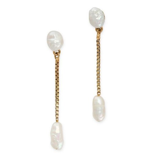 A PAIR OF PEARL DROP EARRINGS in yellow gold, each set