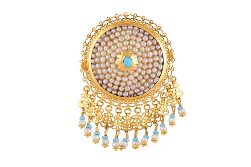 A PEARL AND TURQUOISE BROOCH