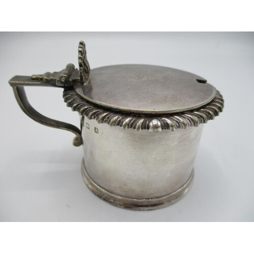 This lot has been withdrawn Victorian silver mustard pot, L...
