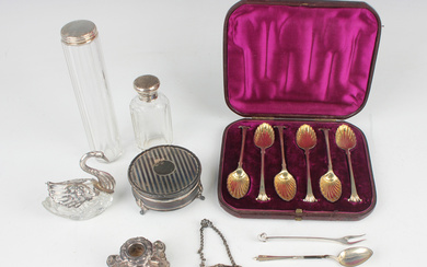 A set of six late Victorian silver gilt Onslow pattern teaspoons, London 1880 by Daniel & Charle