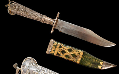 A silver mounted hunting knife, France 19th century.