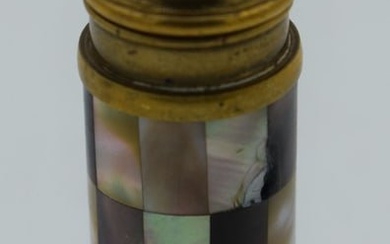AN ANTIQUE MOTHER OF PEARL SPRINGING SCENT BOTTLE. 53 grams. 10 cm x 2 cm extended.