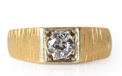 An 18ct gold single stone diamond ring, c.1978