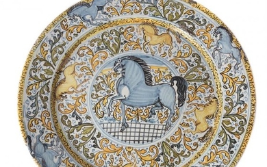An Italian maiolica charger, probably Castelli, Abruzzo, late 17th/early 18th century