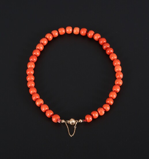 Antique red coral necklace, ca. 1900