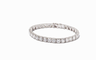 Cartier Bracelet with 33 Diamonds of 16.5 Ct