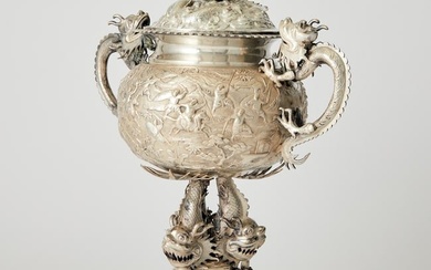 Chinese Export Silver Covered Two-Handled Cup Luen Wo, Shanghai, circa 1900