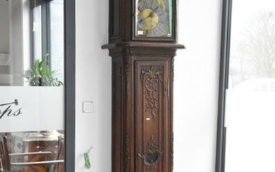 Clock with carved oak sheath (Ht 255cm)