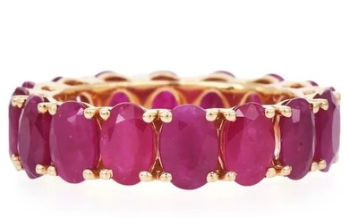 Estate 9.39cttw Ruby 18K Gold Oval Cut Eternity Band Ring