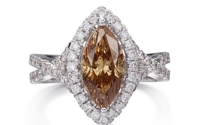 FANCY BROWN-ORANGE DIAMOND AND DIAMOND RING | 2.00卡拉 欖尖形 彩棕橙色 VS2淨度 鑽石 配 鑽石 戒指