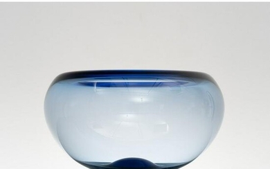 HOLMEGAARD GLASVAERK, Grande coppa in vetro blu