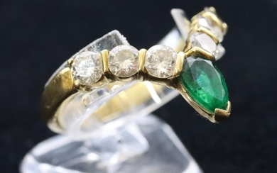 Kutchinsky 18ct gold ladies wishbone ring set with emerald a...