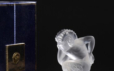 LALIQUE Parfums "Mascotte Faune" Flacon de collection en cristal satiné et métal doré, édition 2001,...