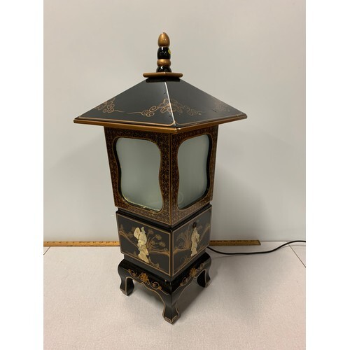 Large Oriental lacquered, lantern style table lamp decorated...
