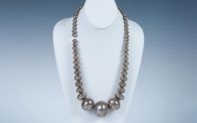 Native American Sterling Silver Graduated Bead Necklace
