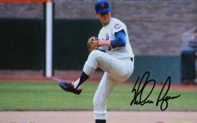 Nolan Ryan Autographed New York Mets 8x10 Wind Up Photo- AIV Hologram