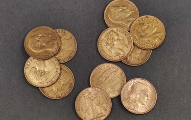 ONZE PIECES de 20 francs or comprenant : 4 pièces de 20 francs or Napoléon...