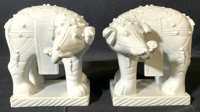 PORCELAINE DE PARIS Pair Porcelain Elephants