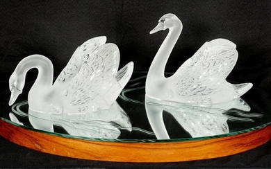 Pair Lalique Crystal Swans Cygnes Centerpiece
