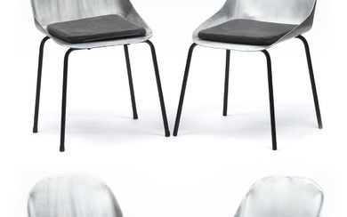 Pierre GUARICHE (1926-1995) attr., - Ensemble de quatre chaises "Coquillage" en plaque d'aluminium plié et soudé, (prototypes)
