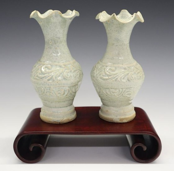 Pr. Chinese Vases