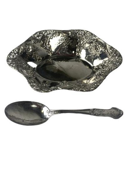 STERLING SILVER 7" SERVING DISH WITH SPOON