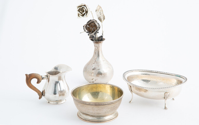 Silver kitchen items, gr. 580 ca. 20th century