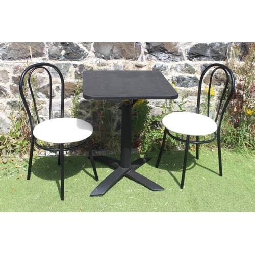 Three piece metal and vinyl Lionella garden set - table and...
