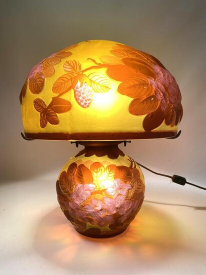 Vintage GALLE Reproduction Art Glass Lamp. Dome shade.