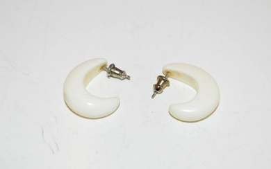 Vintage White hook Earrings