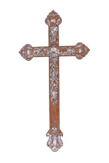 ? A Chinese export mother-of-pearl inlaid cross