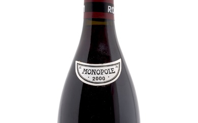 1 bouteille ROMANEE CONTI 2000 Grand Cru. Domaine de la Romanée Conti (étiquette et contre étiquette léger tachées, fanées) Caisse bois