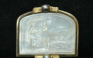 14kt GOLD CARVED MOTHER OF PEARL BROOCH