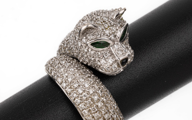 18 kt gold brilliant-emerald-ring , WG 750/000, brilliants total approx....