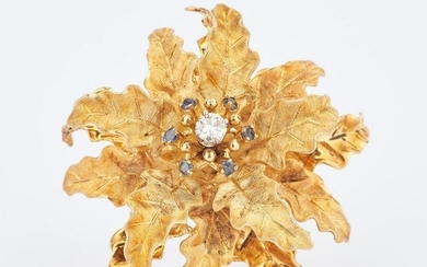 18K Gold & Diamond Flower Brooch