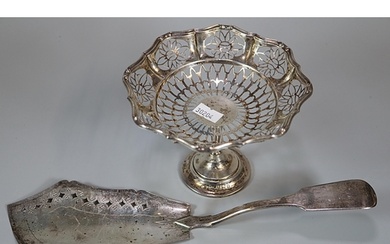 19th century Scottish silver fish server. Edinburgh hallmar...