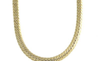 An 18ct gold necklace.