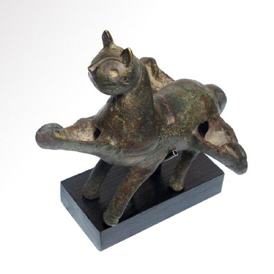 Near Eastern Seljuk Bronze Lion Triple Oil Lamp
