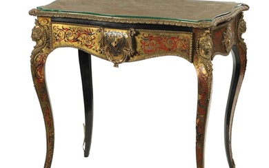 A 19TH CENTURY FRENCH TORTOISESHELL BOULLE SERPENTINE SHAPED...