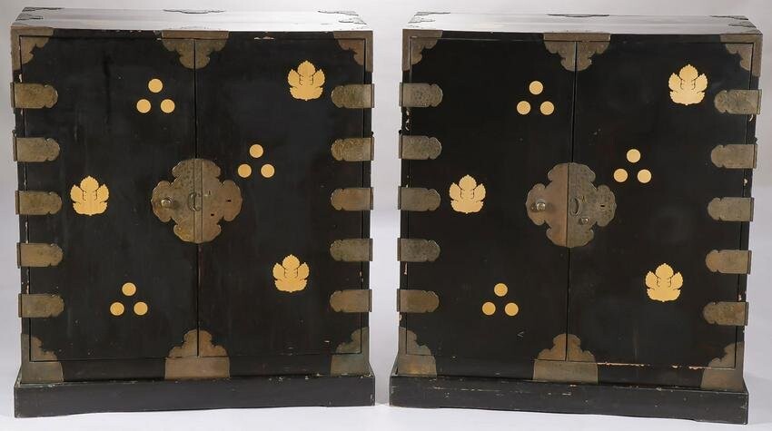 A PAIR OF CHINESE LACQUER CABINETS